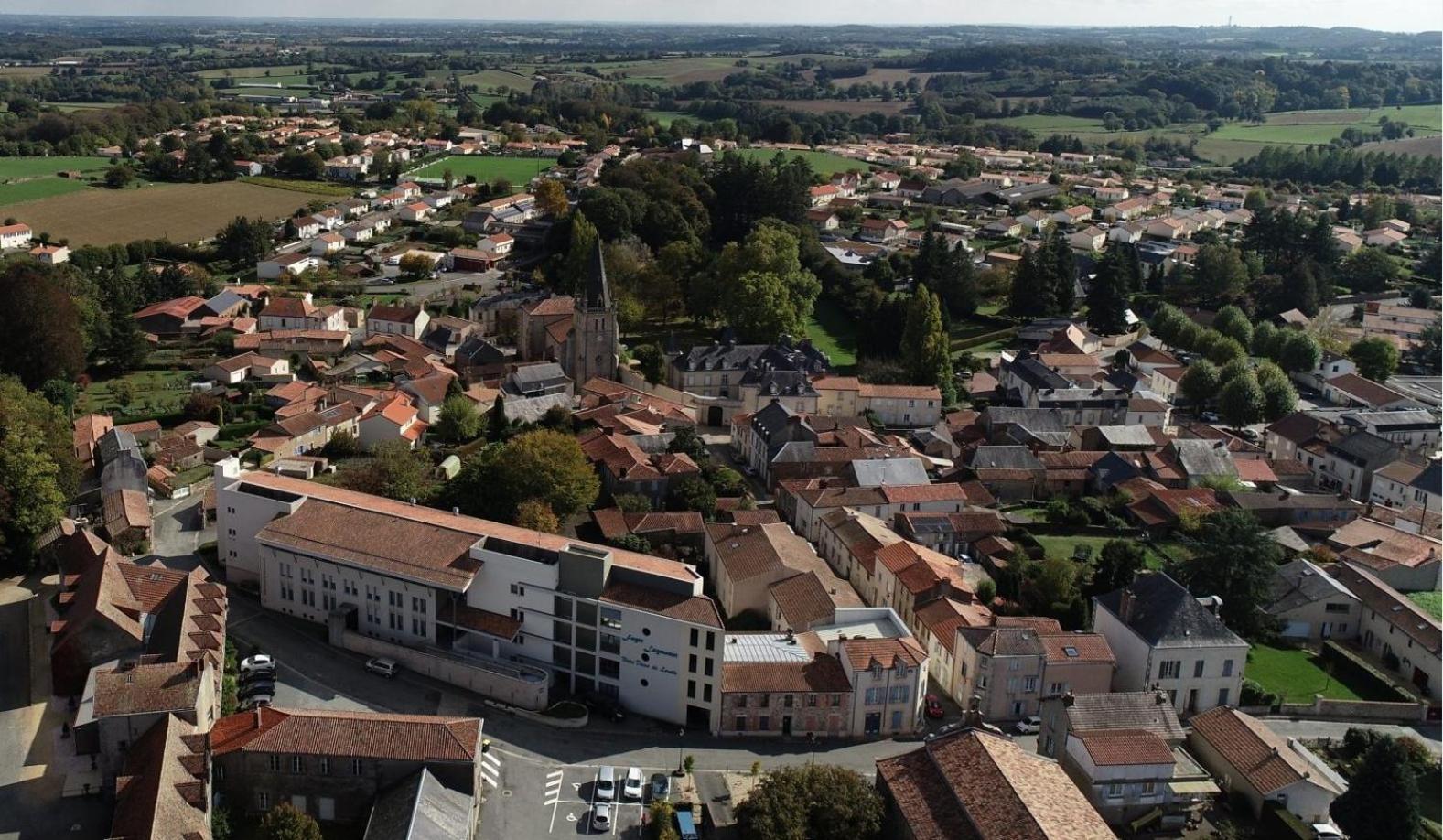 Gite Duguesclin La Flocellière Buitenkant foto
